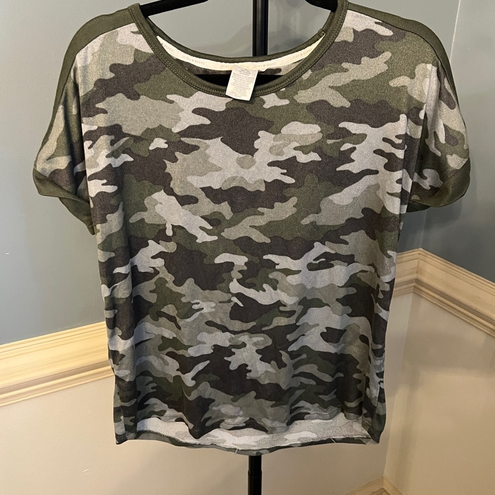 Lucky Brand Green Camouflage Short Sleeve‎ Tee